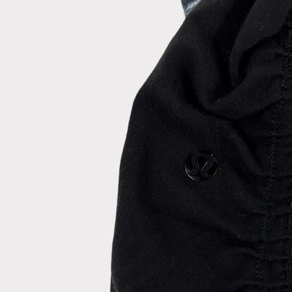 Lululemon Wunder Under Pant Stirrup in Dramatic Static White Black Size 4 - Picture 7 of 7